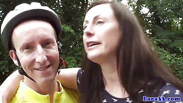 Brazzers: Cycata gra Violet Myers została przerwana przez wielkiego czarnego donga na PornHD filmy o seksie za darmo