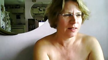 StepPOV: Nastoletnia przyrodnia siostra Lana Bunny jest przekupiona, by rozkoszować się darmowe sex filmy na telefon twoim kutasem w PornHD