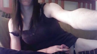 TUSHYRAW Zabawy sex filmiki z ukrytej kamery analne, aby rozgrzać się przed grubym kutasem