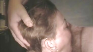 Ashley Anderson seks filmili dostaje niegrzeczny masaż