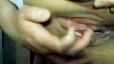 TUSHYRAW Seksowna sex filmiki online za darmo brunetka Maddy May rozciąga swój ciasny tyłek na PornHD