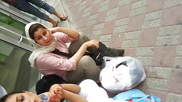 Oszukująca fotograf Katrina ma zdjęcia i erotyczne filmiki Juggs